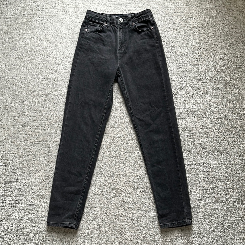 Urban Outfitters BDG mom jeans - sz 25